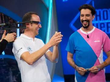 María Pedraza y Jaime Lorente alucinan en 'El Hormiguero 3.0' con este genial sistema de reconocimiento visual María Pedraza y Jaime Lorente alucinan en 'El Hormiguero 3.0' con este genial sistema de reconocimiento visual