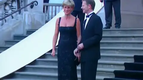 El forense de Lady Di da una nueva versión sobre su muerte El forense de Lady Di da una nueva versión sobre su muerte