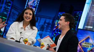 Jaime Lorente recita en 'El Hormiguero 3.0' un bonito poema de su nuevo libro