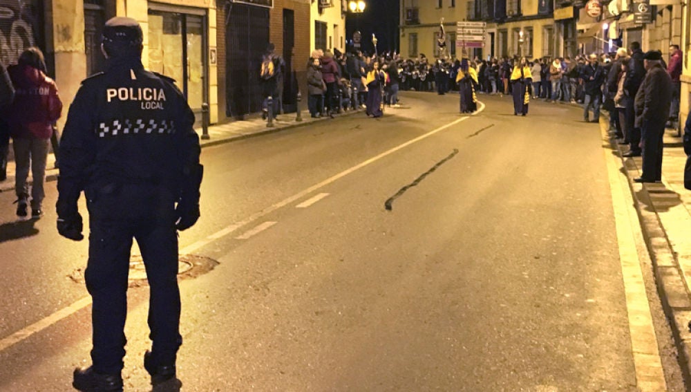 policia local semana santa cuenca