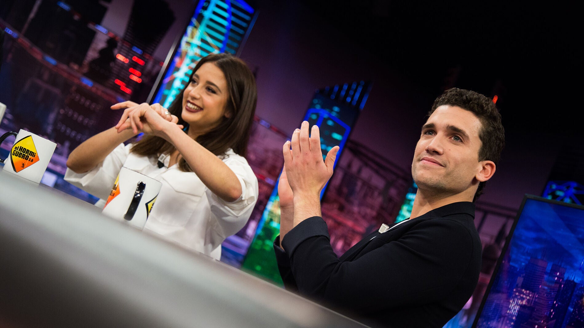 María Pedraza y Jaime Lorente explican en 'El Hormiguero 3.0' todos los detalles de su historia de amor 