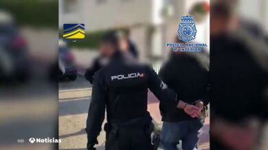 Tatuaban a las mujeres que después prostituían