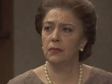 Vídeo: María rompe en mil pedazos las ilusiones de Francisca Vídeo: María rompe en mil pedazos las ilusiones de Francisca