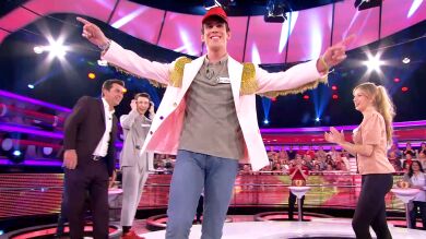 Nacho Zagales desfila con el primer estilismo de Xabi en '¡Ahora caigo!'