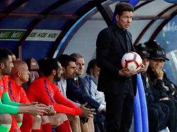 Simeone, en la banda de Ipurua Simeone, en la banda de Ipurua