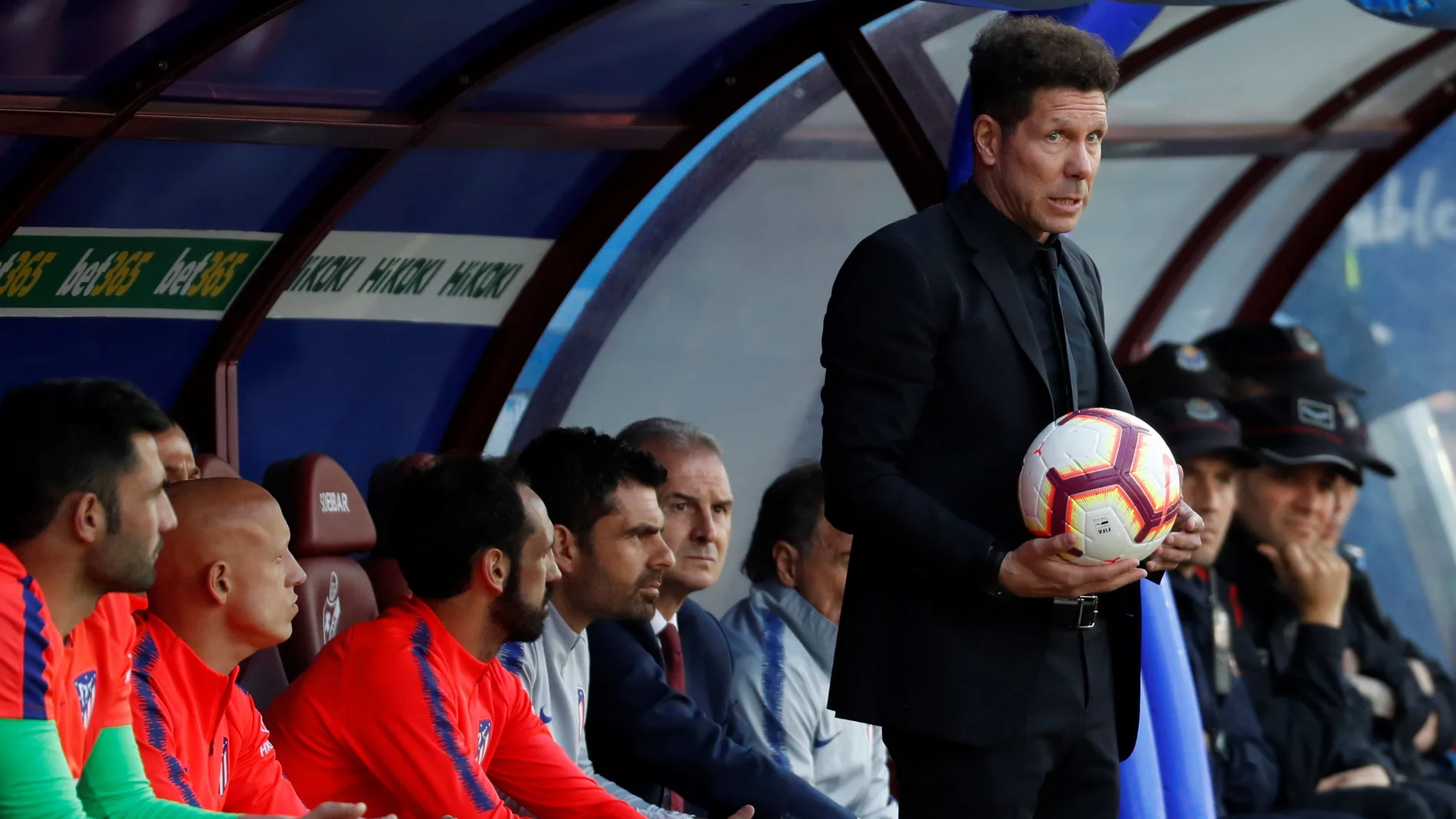 Simeone, en la banda de Ipurua Simeone, en la banda de Ipurua