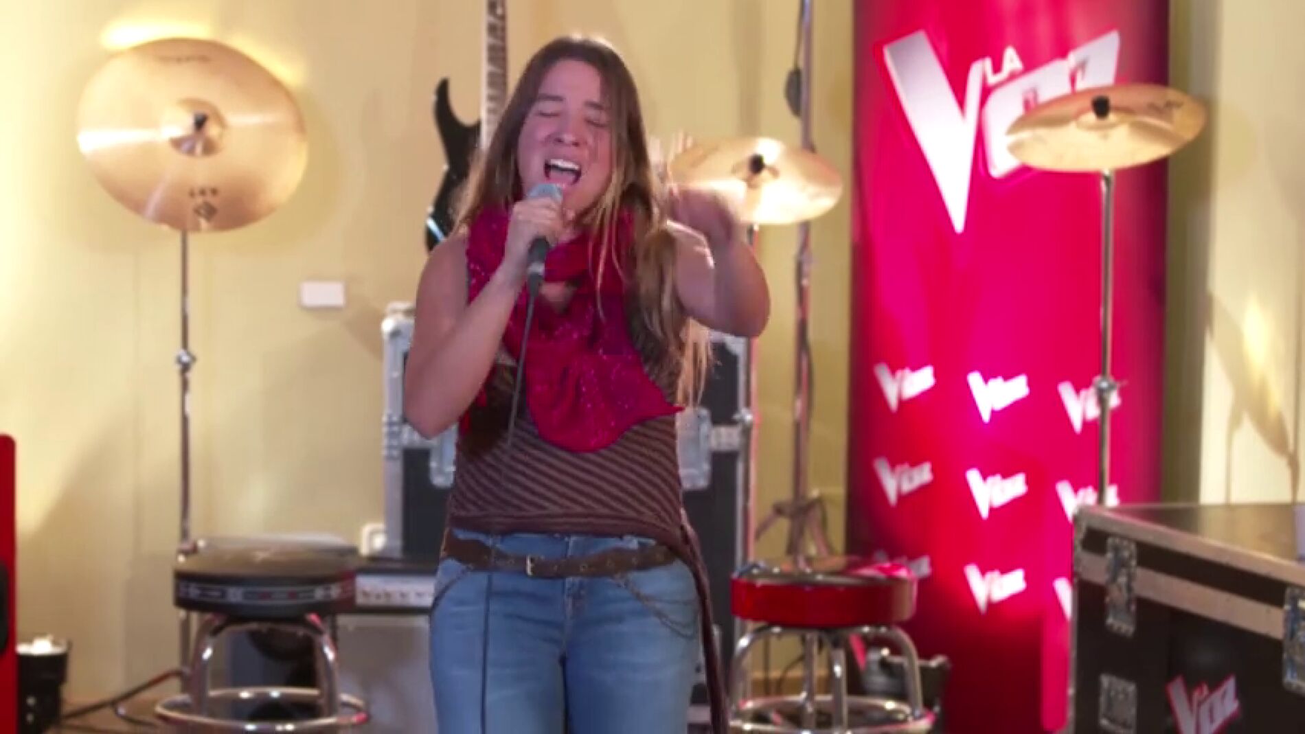 Viki Lafuente se entrega en su casting piano con 'Piece of my heart' 