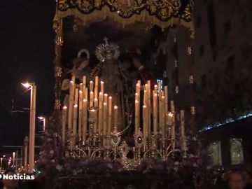 FSevilla saca a las calles sus 5 hermandades del Sábado Santo FSevilla saca a las calles sus 5 hermandades del Sábado Santo