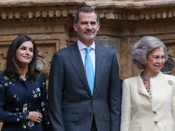 El Rey Felipe, la Reina Letizia y la Reina Sofía en la Misa de Pascua El Rey Felipe, la Reina Letizia y la Reina Sofía en la Misa de Pascua