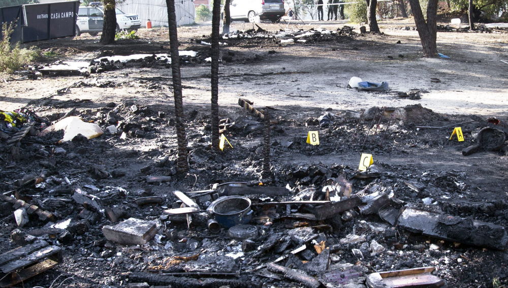 Incendio en un campamento de inmigrantes en Huelva