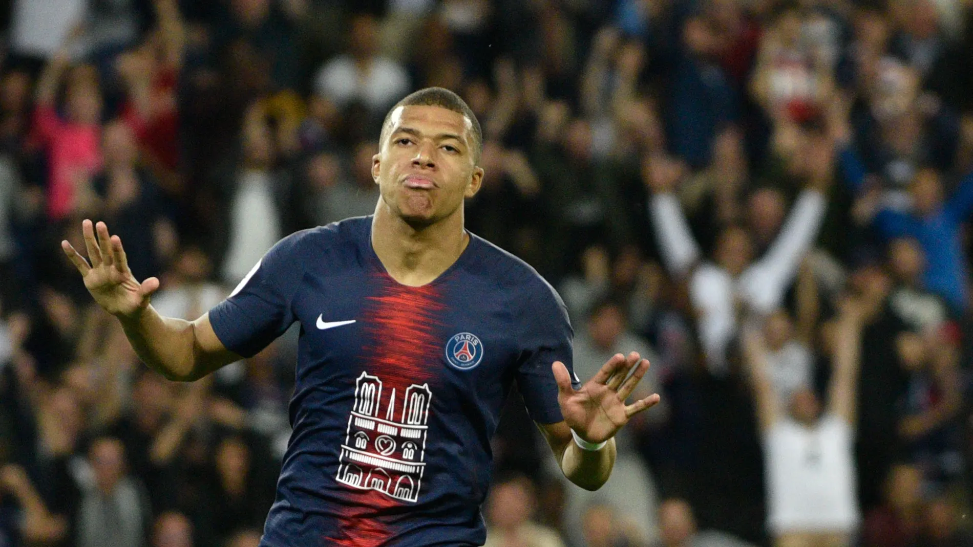 Kylian MBappé celebra un gol ante el Mónaco Kylian MBappé celebra un gol ante el Mónaco
