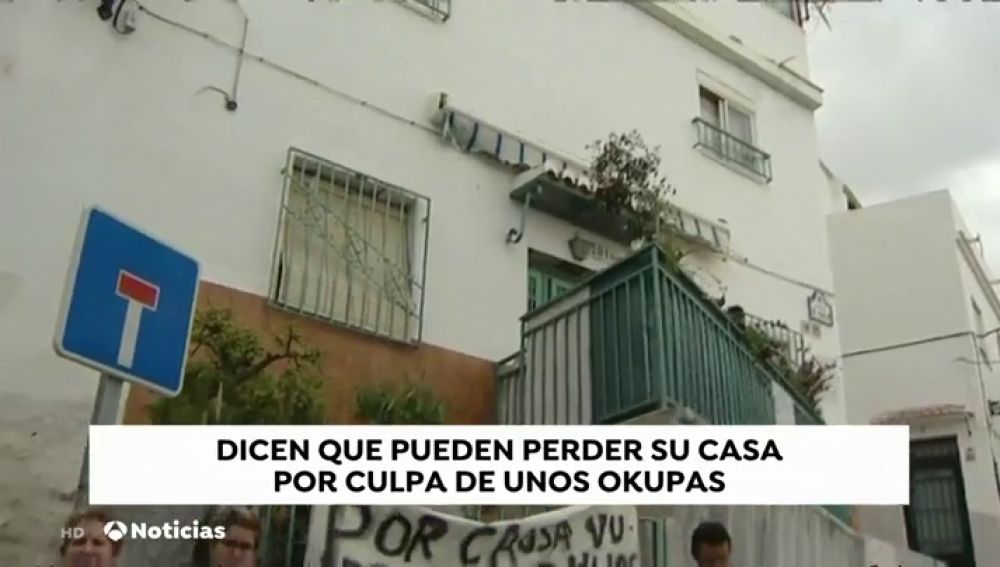 Una familia de Granada denuncia que se pueden quedar en la calle por culpa de unos okupas