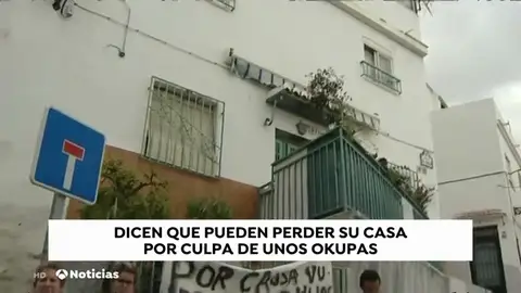 Una familia de Granada denuncia que se pueden quedar en la calle por culpa de unos okupas Una familia de Granada denuncia que se pueden quedar en la calle por culpa de unos okupas