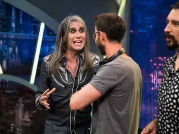 El loco teléfono escacharrado musical durante la visita de Mario Vaquerizo en 'El Hormiguero 3.0' El loco teléfono escacharrado musical durante la visita de Mario Vaquerizo en 'El Hormiguero 3.0'