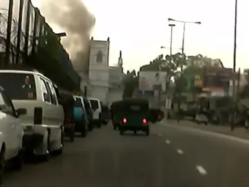 Imágenes del momento de algunas de las explosiones del atentado en Sri Lanka Imágenes del momento de algunas de las explosiones del atentado en Sri Lanka