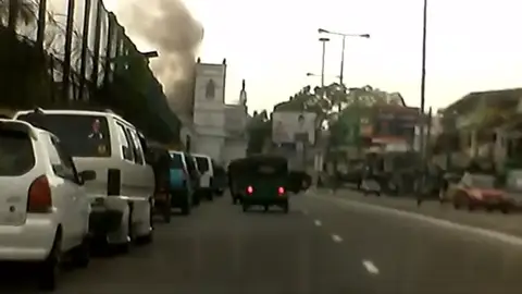 Imágenes del momento de algunas de las explosiones del atentado en Sri Lanka Imágenes del momento de algunas de las explosiones del atentado en Sri Lanka