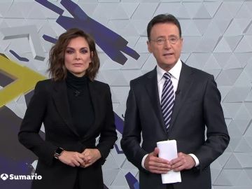 Mónica Carrillo y Matías Prats, presentadores de Antena 3 Noticias Fin de Semana