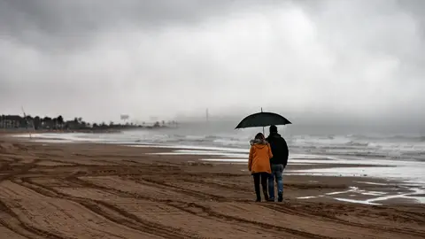 El temporal de lluvia se ha intensificado esta tarde en Torrevieja El temporal de lluvia se ha intensificado esta tarde en Torrevieja