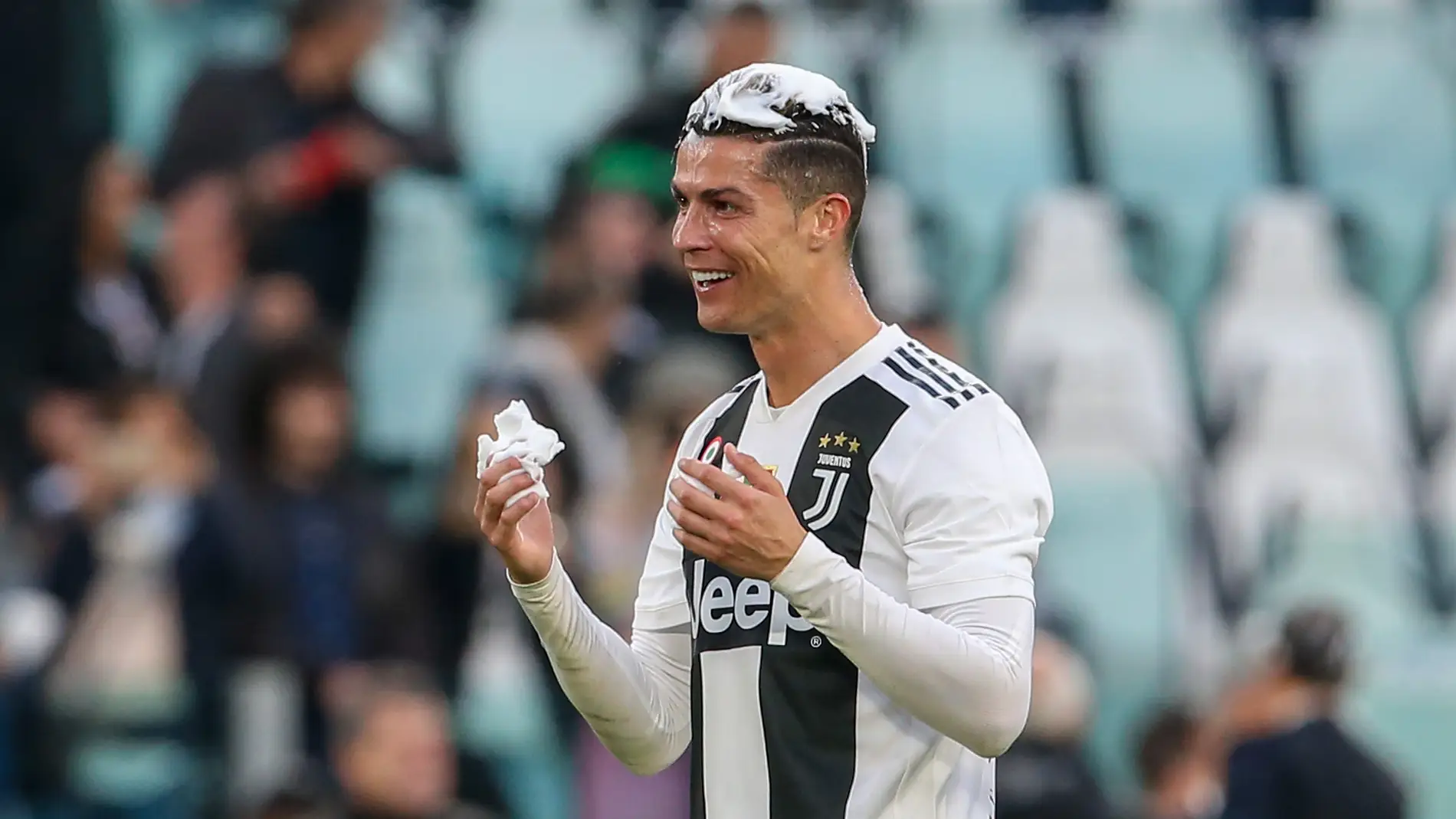 Cristiano Ronaldo durante la celebración del 'scudetto'