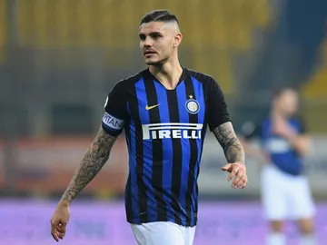 Mauro Icardi portando el brazalete de capitán. Mauro Icardi portando el brazalete de capitán.