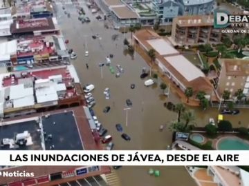 Las impresionantes imágenes aéreas captadas por un dron muestran las terribles inundaciones en la Comunidad Valenciana Las impresionantes imágenes aéreas captadas por un dron muestran las terribles inundaciones en la Comunidad Valenciana