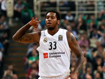 Trey Thompkins, en un partido con el Real Madrid Trey Thompkins, en un partido con el Real Madrid