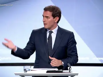 Rivera: "Yo no voy a la vuelta de la esquina con los aliados del señor Sánchez" Rivera: "Yo no voy a la vuelta de la esquina con los aliados del señor Sánchez"