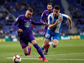 Iago Aspas conduce el balón en el partido frente al Espanyol Iago Aspas conduce el balón en el partido frente al Espanyol