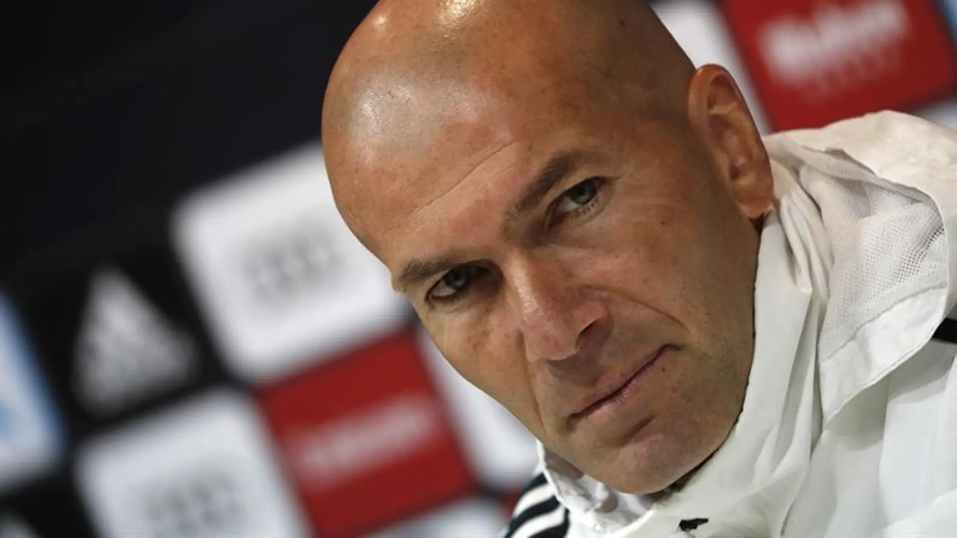 Zidane en rueda de prensa Zidane en rueda de prensa