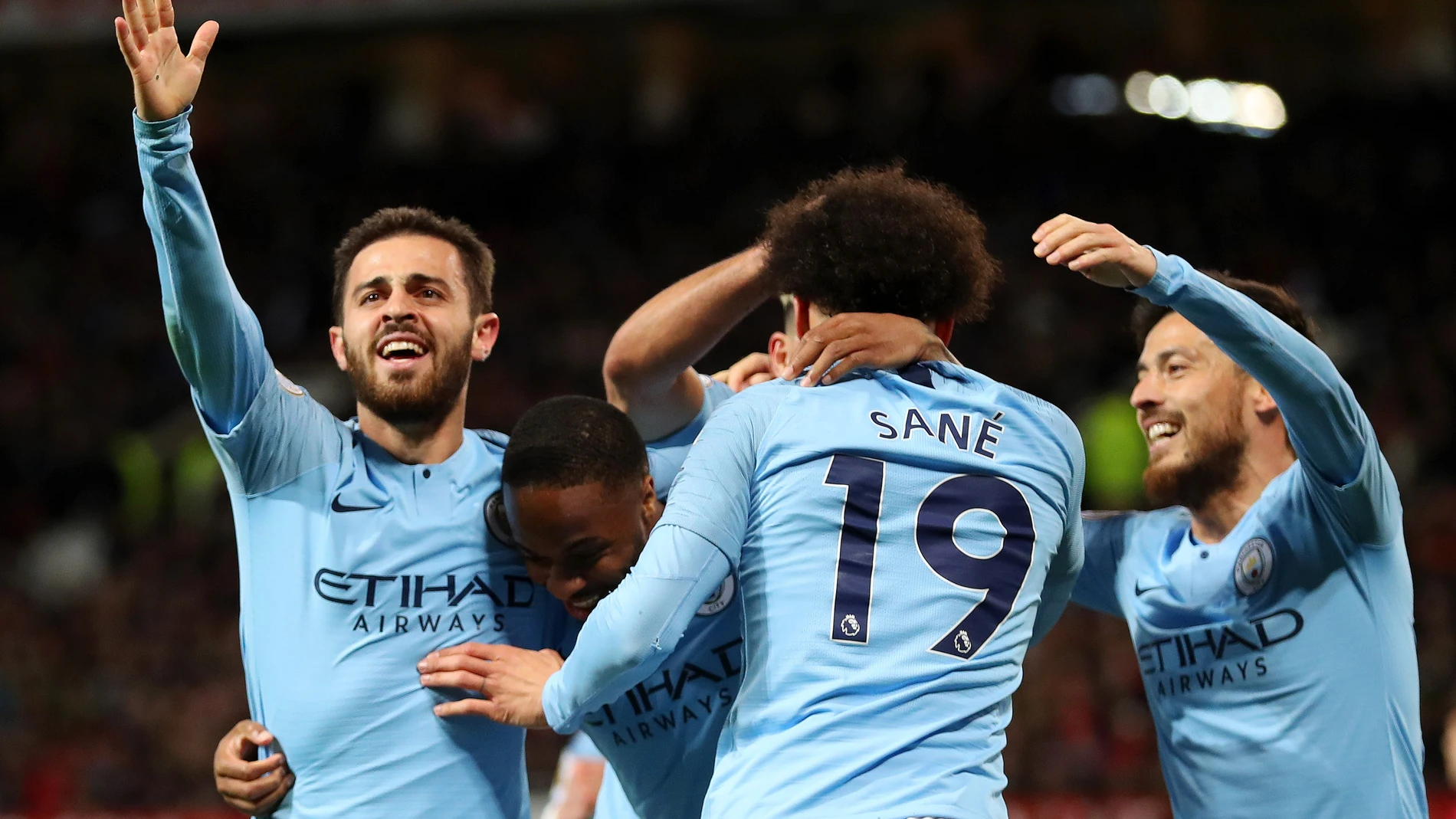 Los futbolistas del Manchester City celebran un gol Los futbolistas del Manchester City celebran un gol