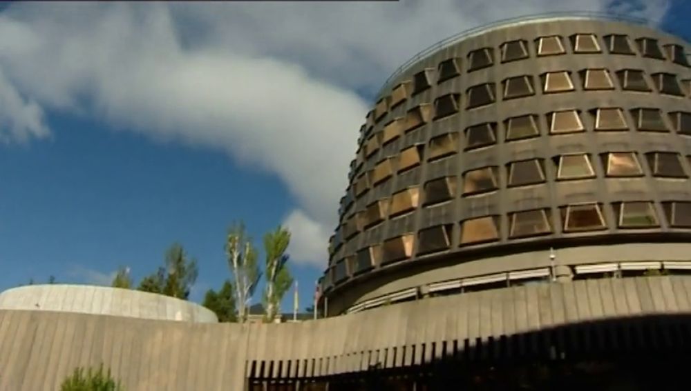 El Constitucional avala la enseñanza en catalán siempre que se garantice aprender el castellano