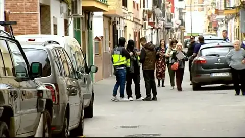 Detenido un amigo del yihadista que quería atentar en Sevilla Detenido un amigo del yihadista que quería atentar en Sevilla