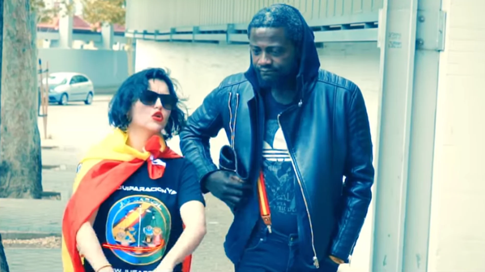 El rap viral, 'Superfacha', de Vox protagonizado por el simpatizante camerunés Bertrand Ndongo El rap viral, 'Superfacha', de Vox protagonizado por el simpatizante camerunés Bertrand Ndongo