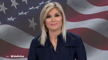 Sandra Golpe presenta Antena 3 Noticias 1