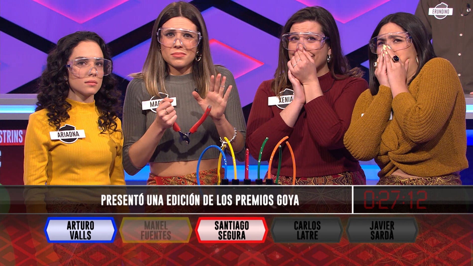 Un presentador de Antena 3 elimina a una de las concursantes del equipo 'Quatre Palestrins' en '¡Boom!'