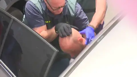 El juez envía a prisión por doble asesinato al acusado de matar a su mujer y a su hijo en Adeje El juez envía a prisión por doble asesinato al acusado de matar a su mujer y a su hijo en Adeje