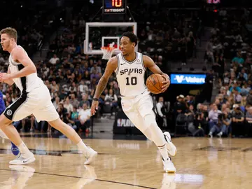 Demar DeRozan, contra los Nuggets Demar DeRozan, contra los Nuggets