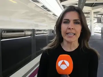 Elena Salamanca, periodista de Antena 3 Noticias en la caravana del PP: "Casado se muestra convencido de que puede ganar las elecciones" Elena Salamanca, periodista de Antena 3 Noticias en la caravana del PP: "Casado se muestra convencido de que puede ganar las elecciones"