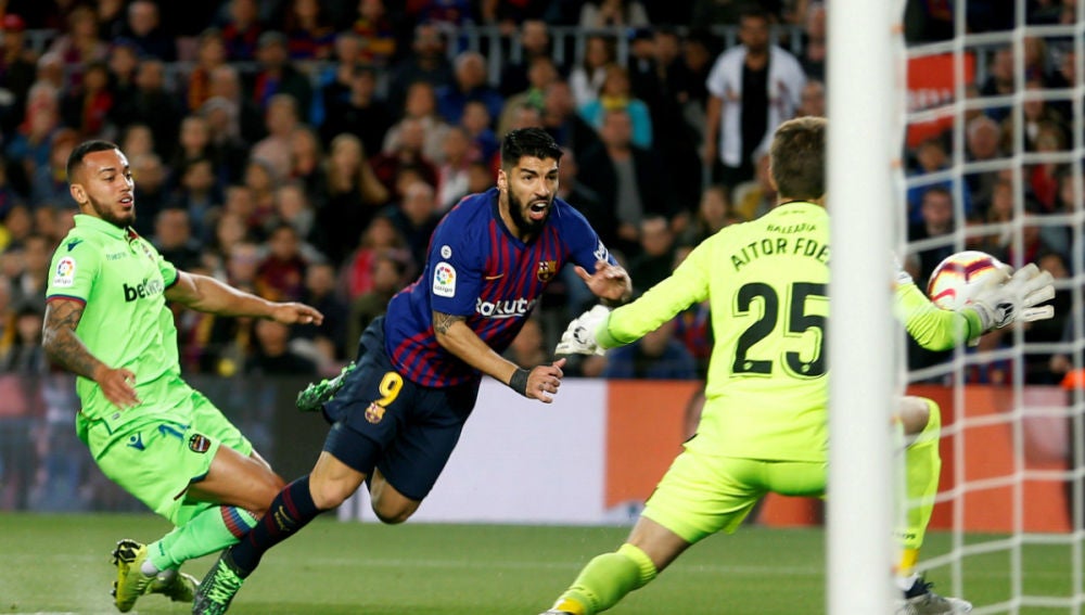 Aitor Fernández, portero del Levante