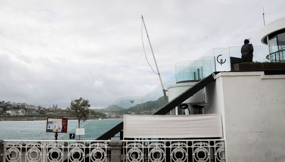 Vista del exterior de una conocida discoteca de San Sebastián donde se ha producido una pelea