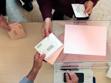 Elecciones generales y autonómicas en Valencia Elecciones generales y autonómicas en Valencia