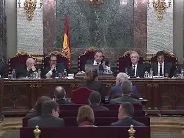 Las defensas del juicio del 'procés' intentan acreditar la cifra de mil heridos que sostiene el Govern Las defensas del juicio del 'procés' intentan acreditar la cifra de mil heridos que sostiene el Govern