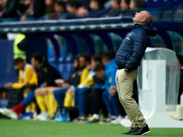 Paco López, entrenador del Levante, durante el partido ante el Espanyol Paco López, entrenador del Levante, durante el partido ante el Espanyol