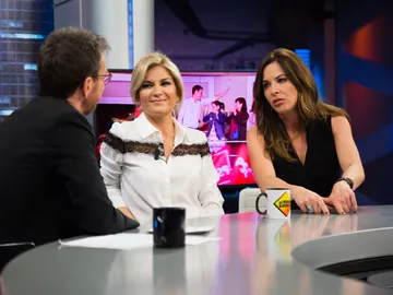 Mamen Mendizábal y Sandra Golpe dibujan, en 'El Hormiguero 3.0', los posibles pactos políticos del PSOE Mamen Mendizábal y Sandra Golpe dibujan, en 'El Hormiguero 3.0', los posibles pactos políticos del PSOE