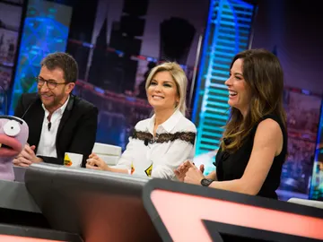 Trancas y Barrancas juegan a '¿Dónde vas con mentón de Manila?' con Sandra Golpe y Mamen Mendizábal Trancas y Barrancas juegan a '¿Dónde vas con mentón de Manila?' con Sandra Golpe y Mamen Mendizábal