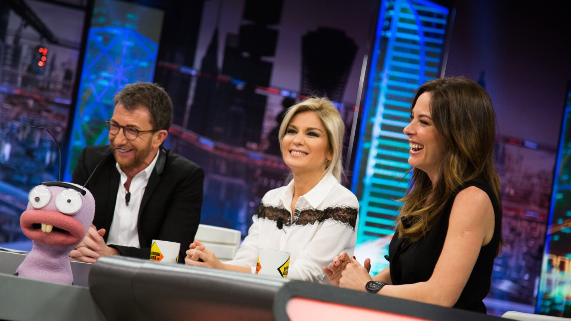 Trancas y Barrancas juegan a '¿Dónde vas con mentón de Manila?' con Sandra Golpe y Mamen Mendizábal 