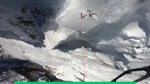 Rescate a 7.500 metros de altura: espectaculares imágenes de un rescate en el Annapurna Rescate a 7.500 metros de altura: espectaculares imágenes de un rescate en el Annapurna