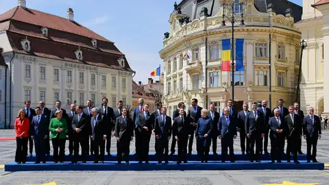 Los líderes de la UE empezarán a negociar el reparto de los altos cargos dos días después de las europeas Los líderes de la UE empezarán a negociar el reparto de los altos cargos dos días después de las europeas
