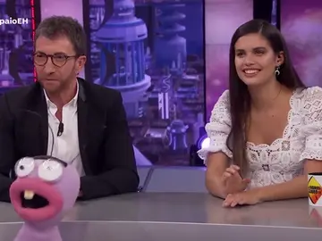Sara Sampaio supera el reto de Trancas y Barrancas en ‘El Hormiguero 3.0’ Sara Sampaio supera el reto de Trancas y Barrancas en ‘El Hormiguero 3.0’