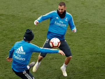 Benzema ya se entrena con el grupo Benzema ya se entrena con el grupo